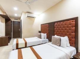 HOTEL VERTIGO SUITE Near Bandra Kurla, hotel i Kurla, Mumbai