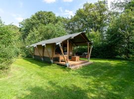 Safari tent 1 op Wellness Camping en B&B Stoltenborg, luxury tent in Winterswijk-Meddo