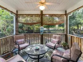 Pet friendly Private Home in Oak Island