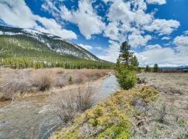 Spacious Leadville Retreat with Hot Tub and Gas Grill