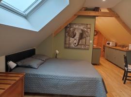 Le petit Herils, hotel en Maisons