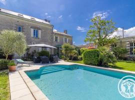 Séjour de charme avec piscine à Saint-Georges-sur-Layon, proche de Saumur et des châteaux de la Loire - FR-1-622-81、Méaのホテル