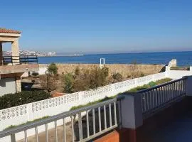Vacansis Habitaciones Privada en una Villa a un paso del Mar en Cullera
