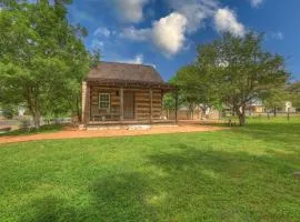 Town Creek Cabin Walk to Main St