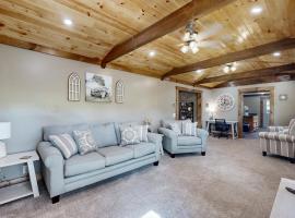 Morganton Escape, hotel in Morganton