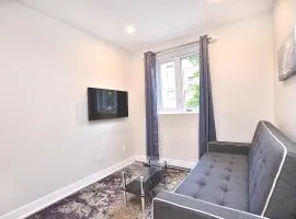 Beautiful 2BDR in Heart of Plateau Mont-Royal A
