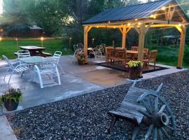 Amenity Heaven, You'll Love It, An Exceptional Wyoming Stay, Thermopolis River Walk Home at Hot Springs State Park, Where The Fisherman Stay, casa en Thermopolis