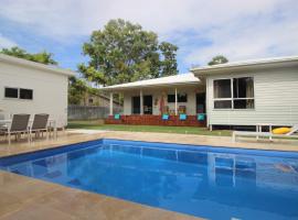 Le Belle Aimante, Magnetic Island, holiday rental in Horseshoe Bay