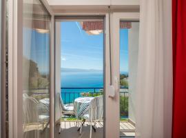 Caleta Seaview Suites - Pool & Jacuzzi, hotel din Lokva Rogoznica