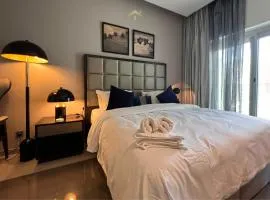 Modern Studio Living in Majestine ,Businessbay