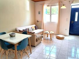 Family stone apartment, vakantiewoning aan het strand in Kyparissia