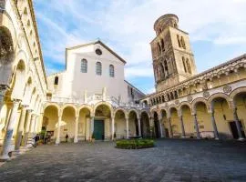 Minisuite F-House vicino al Duomo di Salerno