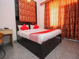 OYO K G Residency, מלון ב-Malviya Nagar, ג'איפור