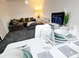 Modern 2 bedroom apartment in Historical Spa town