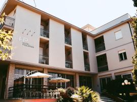 Hotel Paglierani - Nuova gestione 2024, готель у місті Сан-Мауро-а-Маре