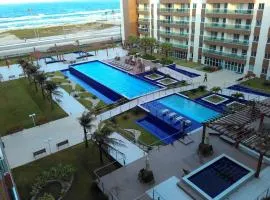 VG Fun Beach Front Apartamentos、フォルタレザのコンドミニアム