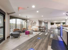 Clarion Pointe Greensboro Airport, hotel dicht bij: Luchthaven Piedmont Triad - GSO, Greensboro