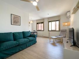 Bed&BCN Forum II, apartamento em Sant Adria de Besos
