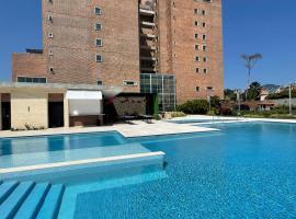 Hotel Manantial Valencia、バレンシアのホテル