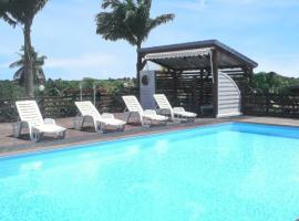 Maison de 3 chambres avec piscine partagee jardin clos et wifi a Sainte Anne a 3 km de la plage, ваканционно жилище в Сен-Ан