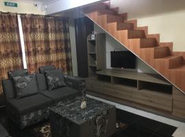 Anand Villa Guest House, готель у Маебурі