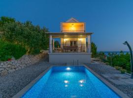 Villa with Sea View, hytte i Podgora