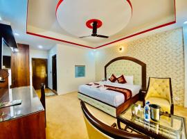 Hotel Radian regency - Family Vacations - Tasty Food - Parking Space and Top Rated Property in KUFRI, hotel en Shimla