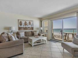Cabana Club 206 Gulf Oceanfront, King Bed, private beach, hotel em Destin