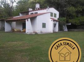 Casa Semilla Hospedaje de Montaña, hostelli kohteessa El Rodeo