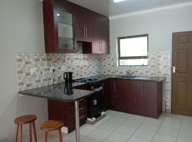 D'lite guesthouse - near Carnival City, hotel v destinaci Brakpan