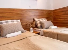 MAX Apartamenty - Pokoje - Domki - Restauracja - Basen