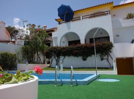 Canico Bay Apartments, serviced apartment in Caniço