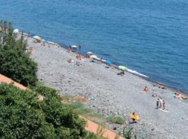 Tangerine's House by the SEA, hotel v mestu Pozzillo