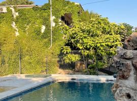 Casa Rural Pernales II, hotel i Ruidera