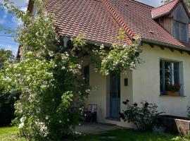 Studio de charme avec terrasse privée, jardin partagé, hotel v destinaci Bouxwiller