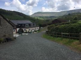 The Living Energy Holidays, Lodge in Velindre