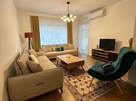 City Apartment: Gjakove şehrinde bir otel