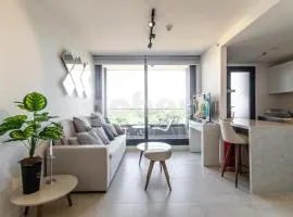 Delightful Apartment Near Shopping Del Sol