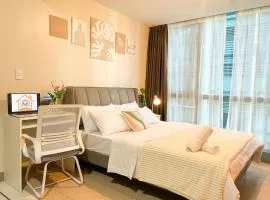 Deluxe 1br - Bgc Uptown - Netflix, Pool #oursw12k