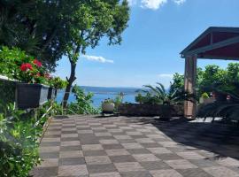 Golden Oasis – hotel w mieście Dramalj