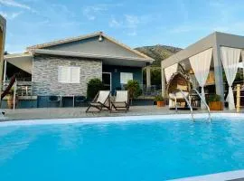 VILLA ELLI