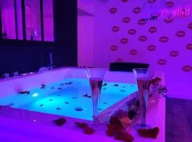 Colorroom31 - Nuit insolite - Spa - Tantra - Love room