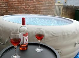 Yorkshire Soak & Stay, hotel with jacuzzis in Sheffield