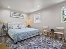 Spacious family Guesthouse private entry near six flags