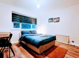 T&S Guest House Double Bedroom CC – hotel w mieście Middleton