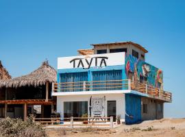 Tayta Surf House, quarto em acomodação popular em Lobitos