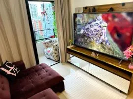 '"Apartamento EXCLUSIVO - Novo com 2 Quartos Climatizados, Suíte, Varanda - Vaga na garagem, TV de 70'' Localização Premium ao Lado do Shopping Rio Mar - Inclui Enxoval Completo e Mimos!'"