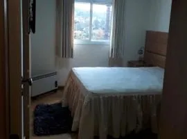 Apto aconchegante em Capivari com lareira e sacada