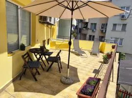 Art apartment Kiril and Metodi square