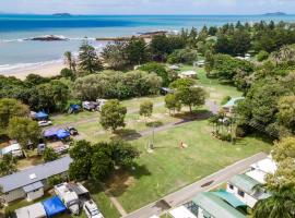 Tasman Holiday Parks - Fisherman's Beach, campsite in Emu Park